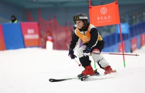 明日之星中国青少年滑雪公开赛总决赛落幕，“顽雪”少年再获佳绩