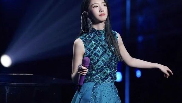 向杨幂、热巴看齐，闪闪惹人爱！